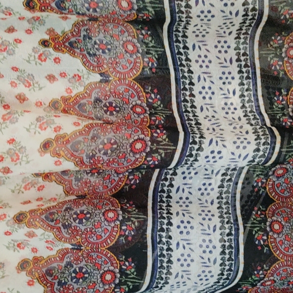 Pastley Print Blouse - Picture 2 of 5